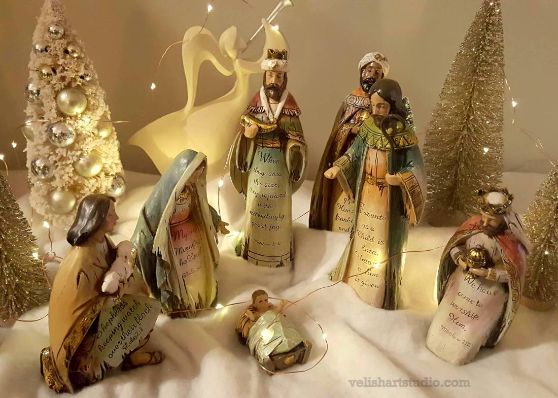 20181228_184718 nativity with logo